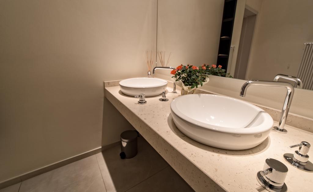 Hotel Country House La Radice Чивитанова Марке Екстериор снимка