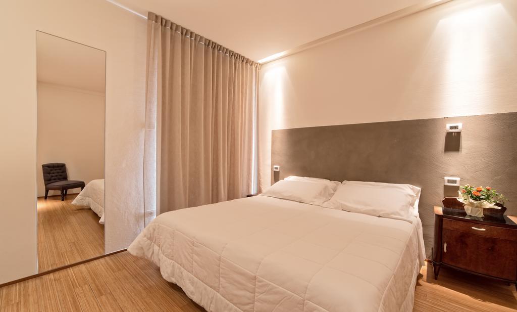 Hotel Country House La Radice Чивитанова Марке Екстериор снимка